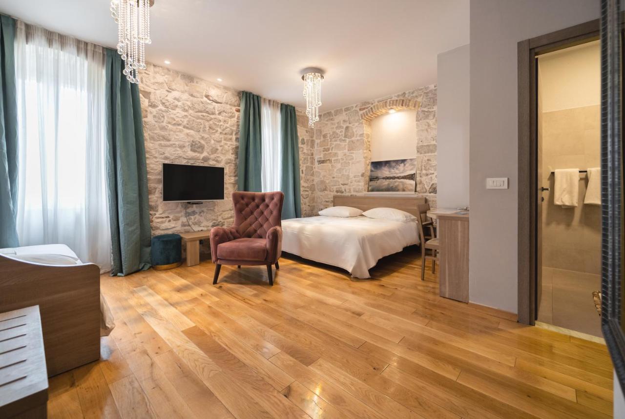 Tifani Luxury Rooms 2 Split Exterior foto