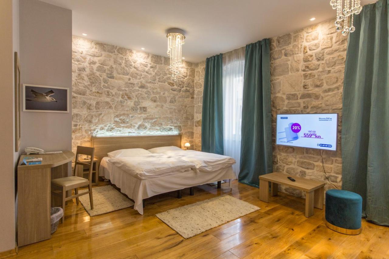 Tifani Luxury Rooms 2 Split Exterior foto